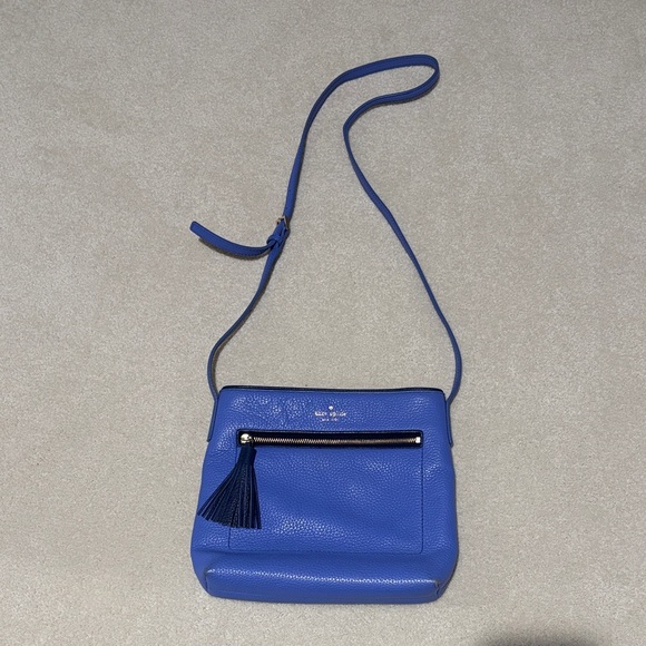 kate spade Handbags - Kate Spade Vibrant Blue Crossbody Bag